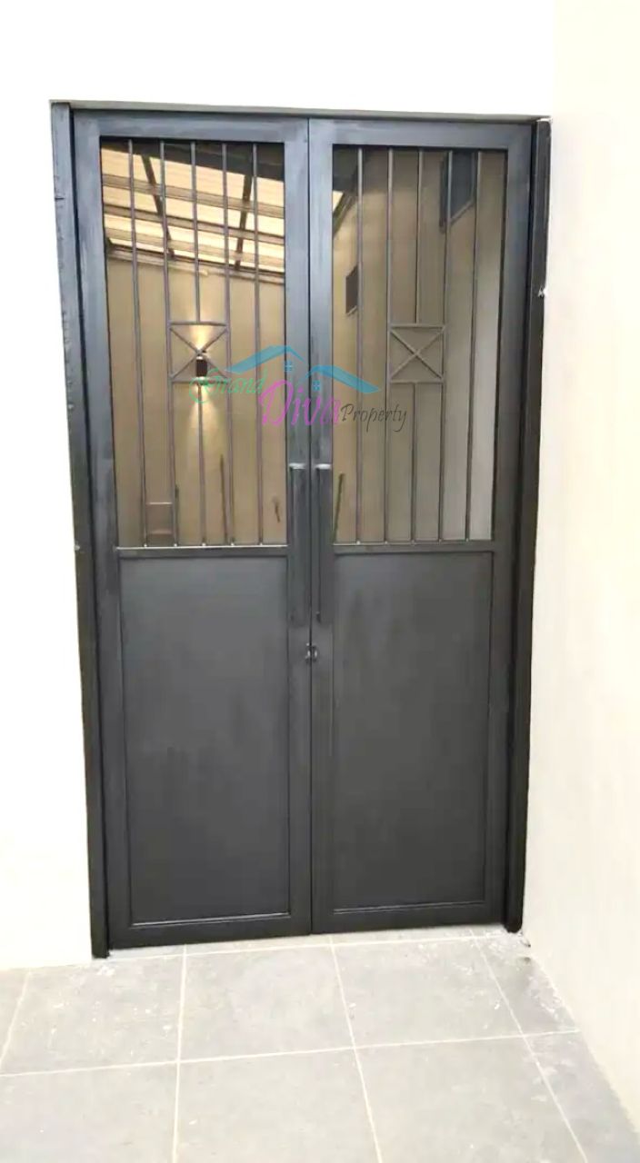 Rumah Posisi Hook Di Cluster Ruellia The Spring Garden Metland