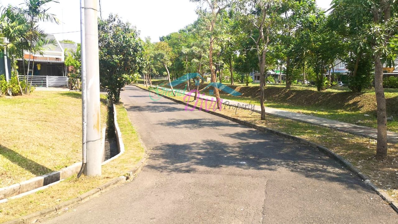 Rumah Posisi Hook Di Cluster Ruellia The Spring Garden Metland