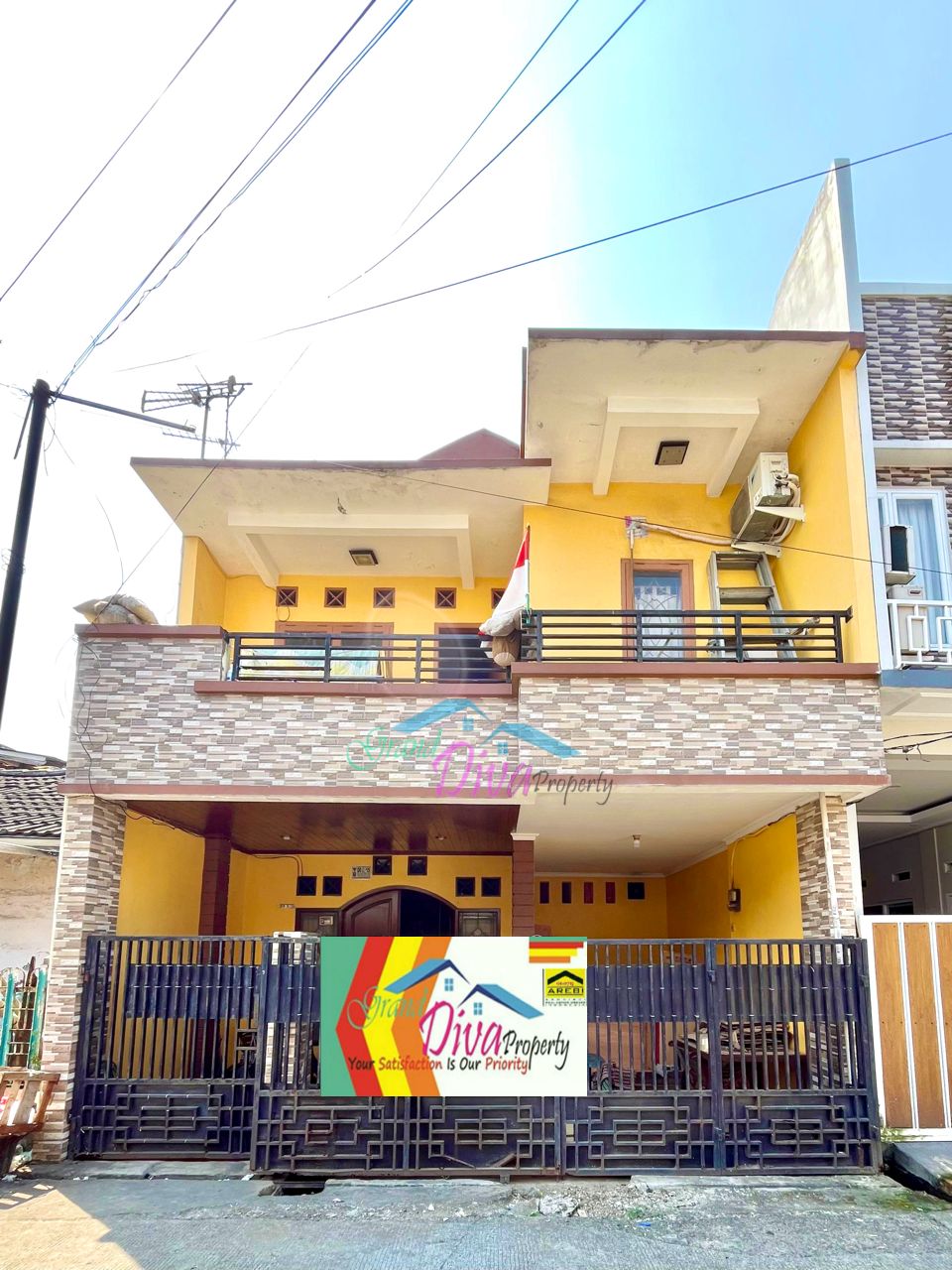 RUMAH DEKAT PASAR PAGI DI PONDOK PEKAYON INDAH