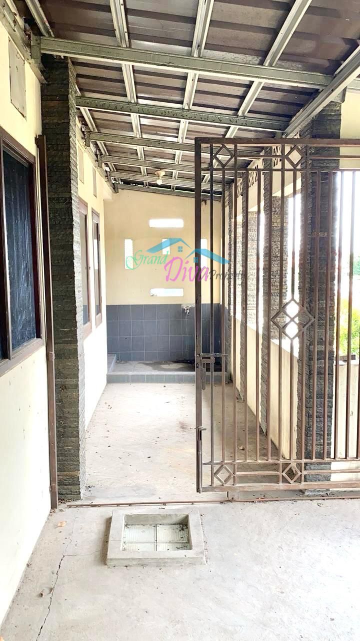 Rumah Luas Di Jl. Kaput Jati Makmur Pondok Gede