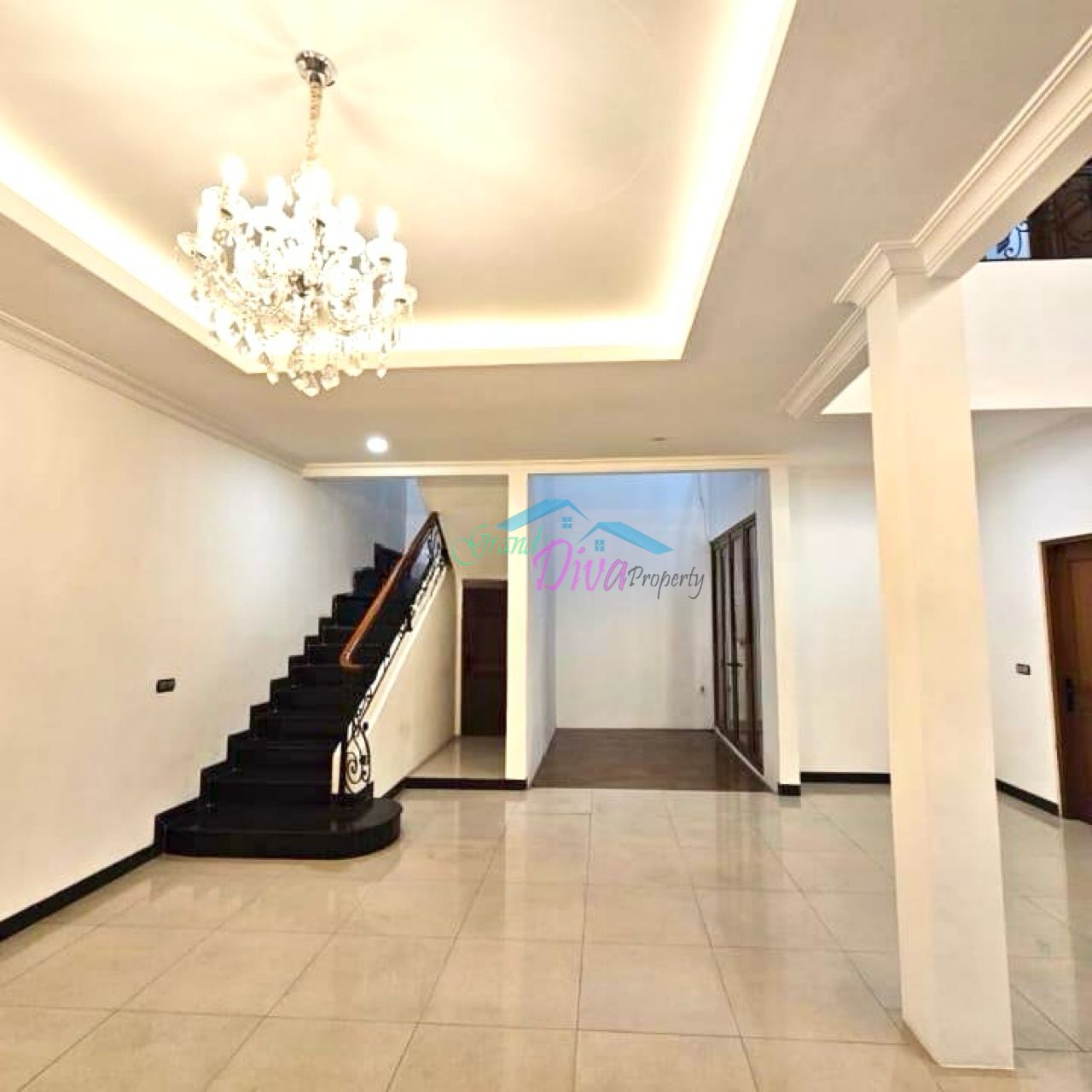 RUMAH BAGUS DI PONDOK INDAH JAKARTA SELATAN