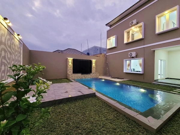 Villa mewah full furnish siap huni di purwomartani