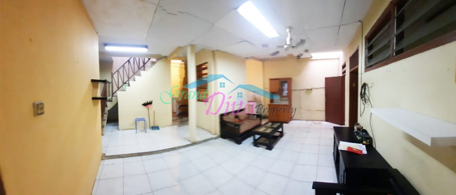 RUMAH DI PONDOK SURYA MANDALA