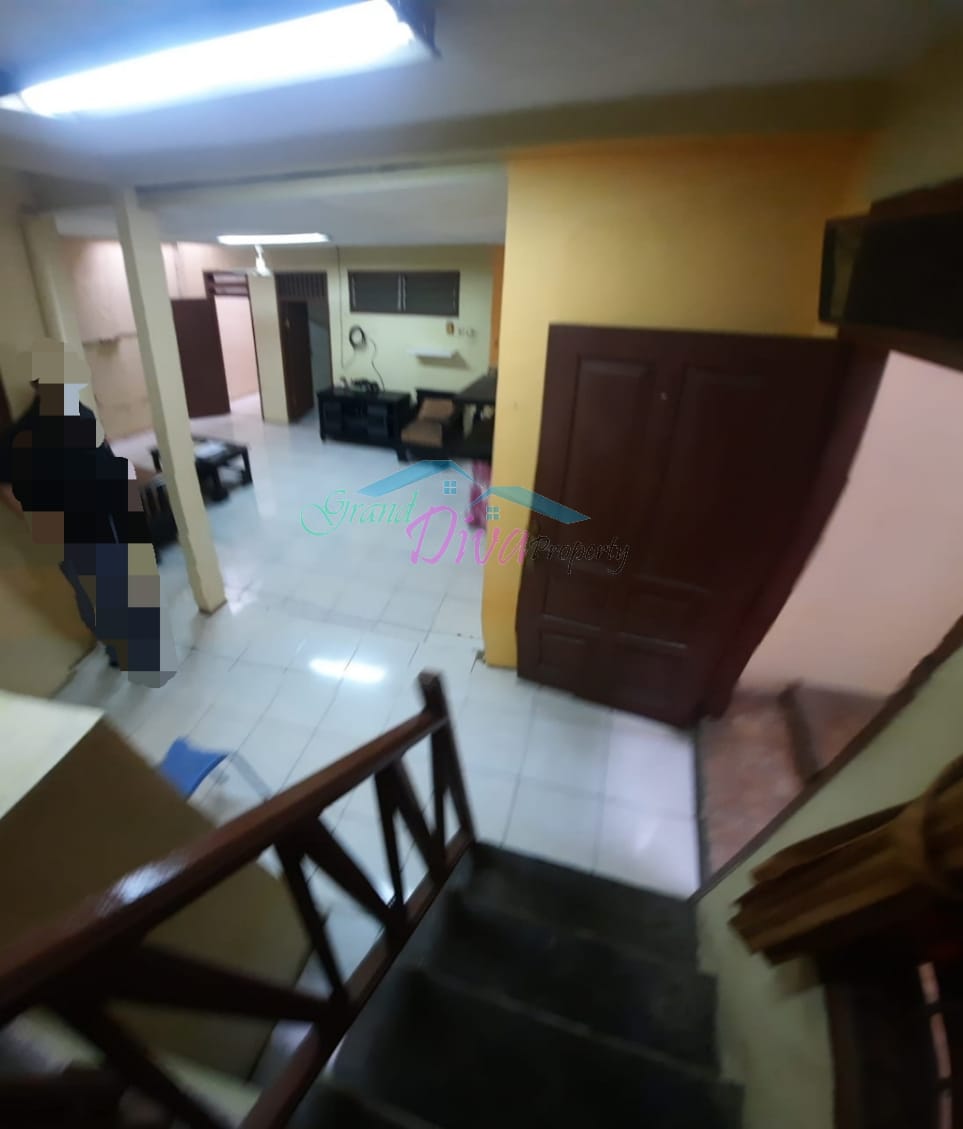 RUMAH DI PONDOK SURYA MANDALA