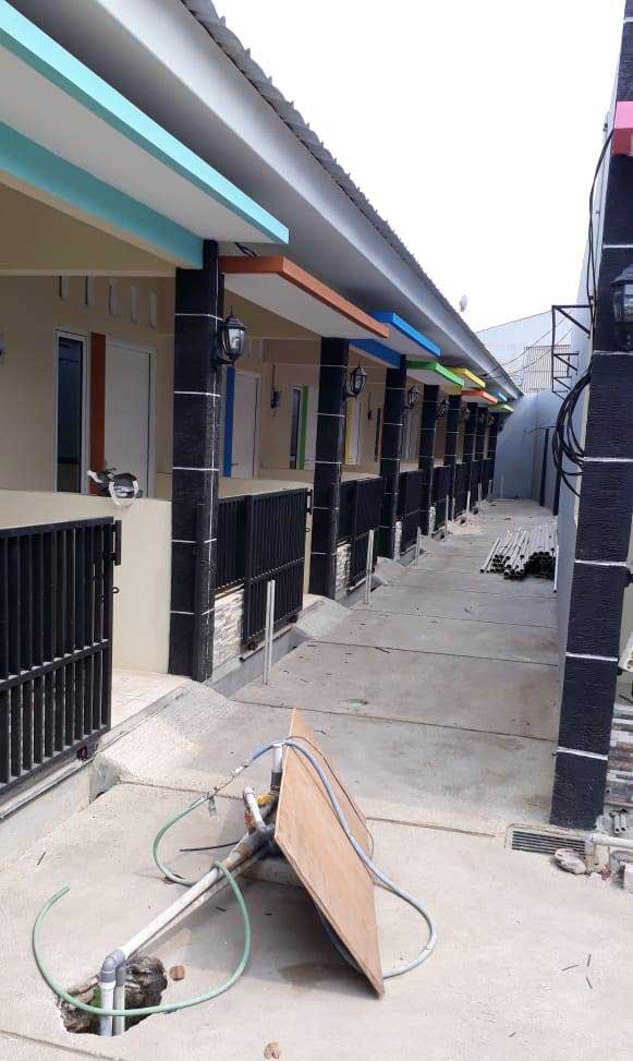 RUMAH DI CAKUNG JAKARTA TIMUR
