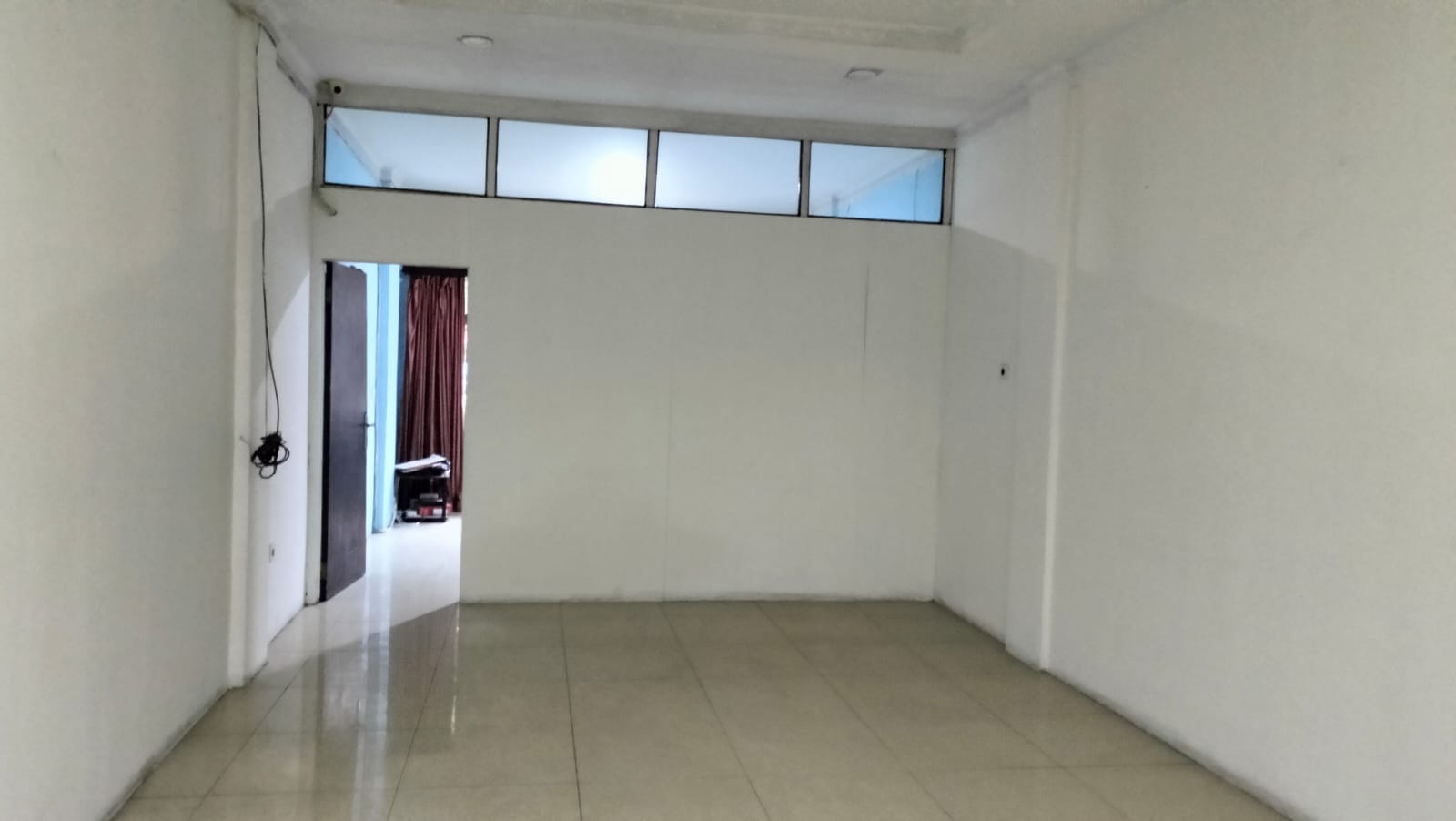 Disewakan ruko di  Tjanjung Duren Utara, Grogol Petamburan