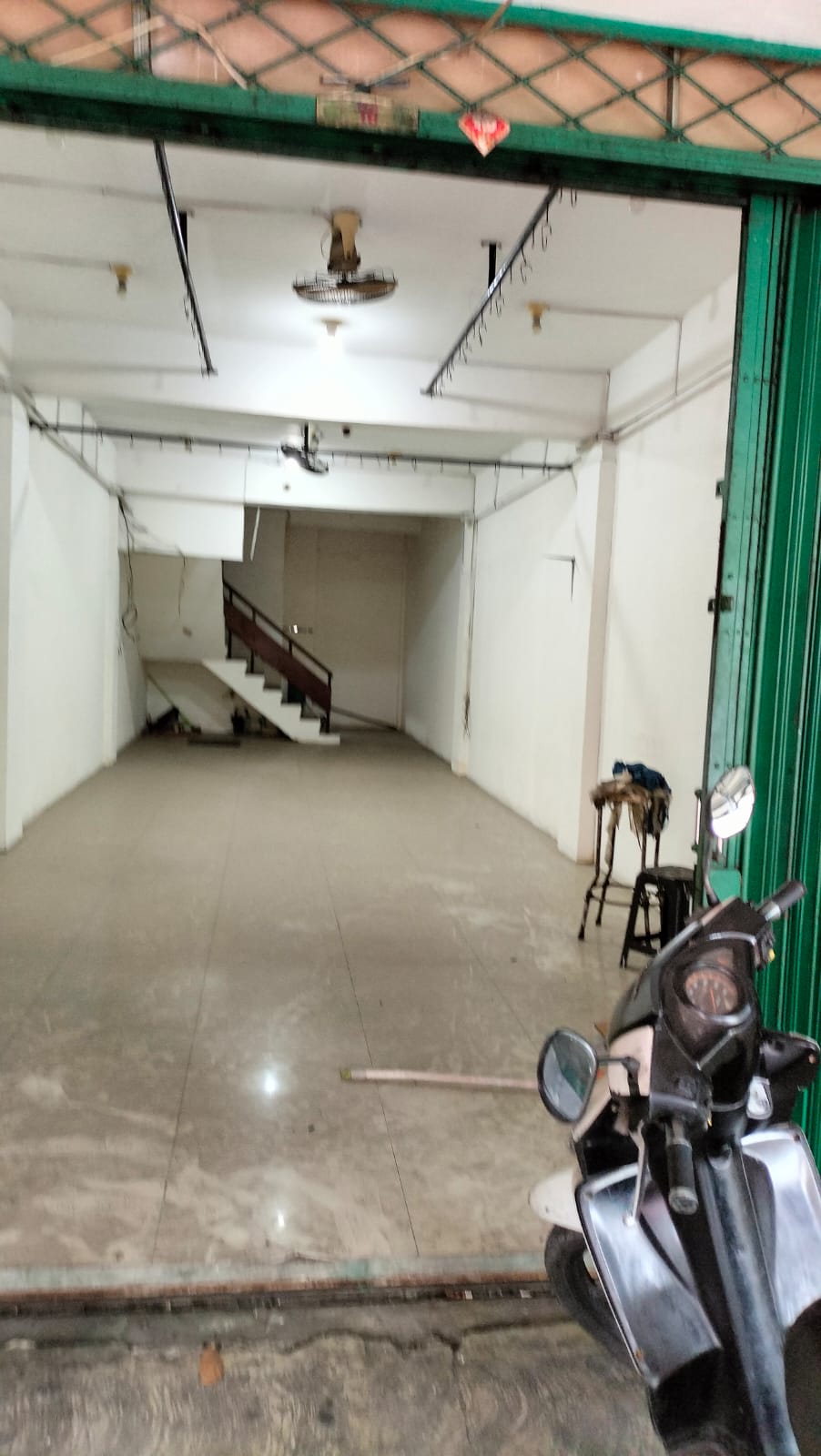 Disewakan ruko di Tjanjung Duren Utara, Grogol Petamburan
