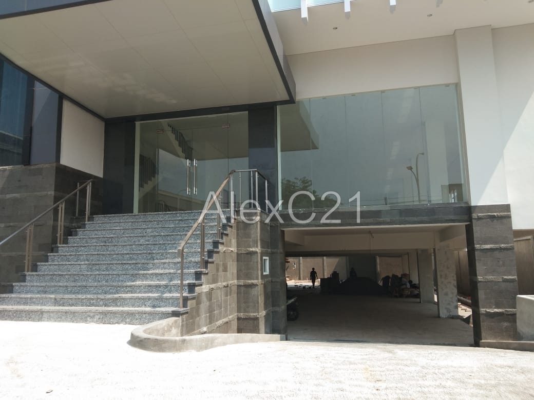 Dijual gedung baru di Matraman, Utan Kayu Selatan, Matraman