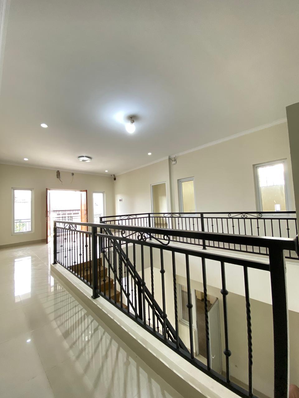 DIJUAL Murah Rumah di Pondok Cabe Tangerang Selatan