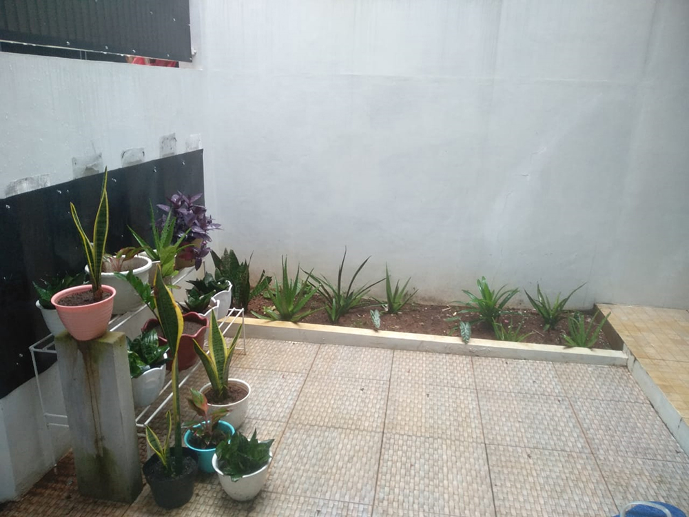 RUMAH SIAP HUNI DEKAT STASIUN LAMA DAN CAGAR ALAM CIPAYUNG DEPOK