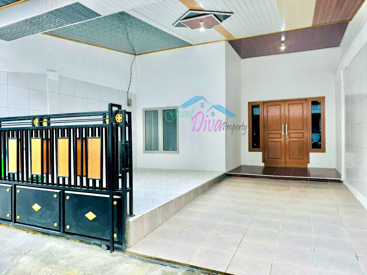RUMAH DI PERUMNAS 1 KAYURINGIN BEKASI KONDISI BAGUS SUDAH RENOV