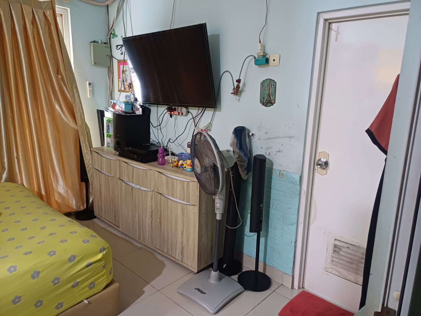 Dijual Rumah Golden Palm Residence Luas 180 m2 Jakarta Barat