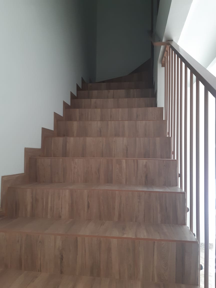 Dijual rumah 2 lantai di Cisaranten Kulon Arcamanik Kota Bandung