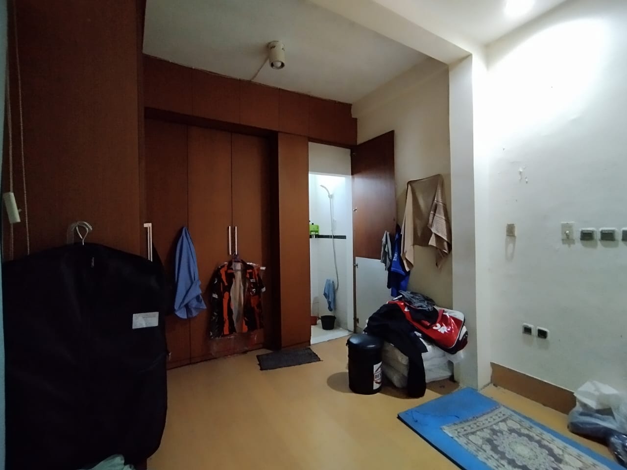 Dijual rumah 2 lantai di Salendro Gumuruh super strategis