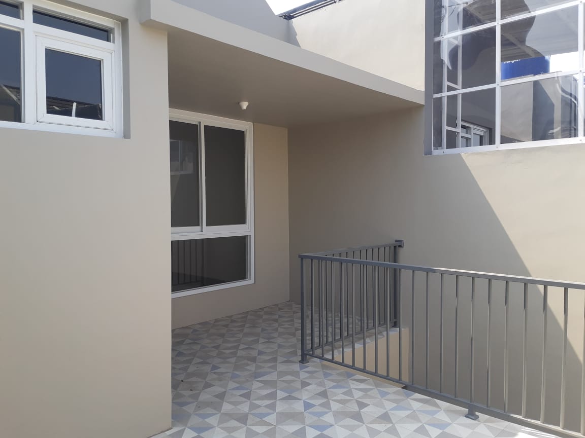 Dijual rumah 2 lantai di Cisaranten Kulon Arcamanik Kota Bandung