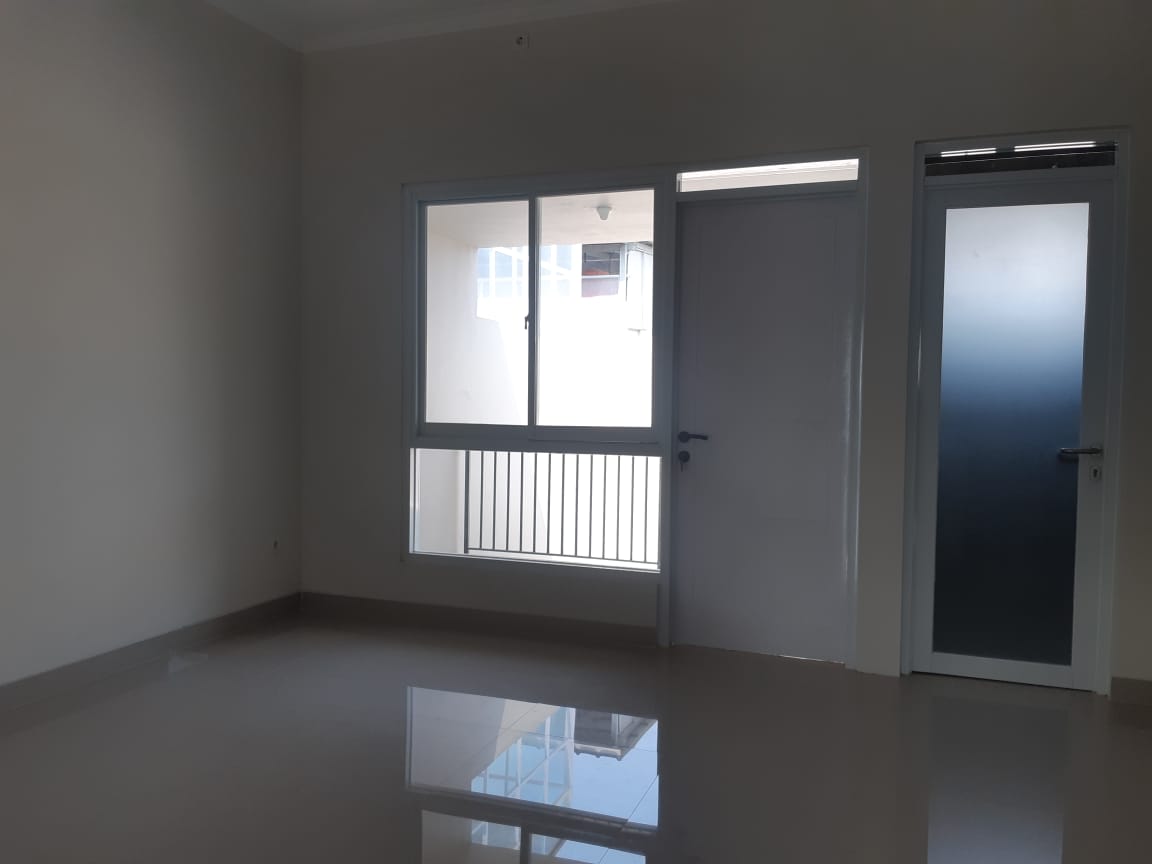 Dijual rumah 2 lantai di Cisaranten Kulon Arcamanik Kota Bandung