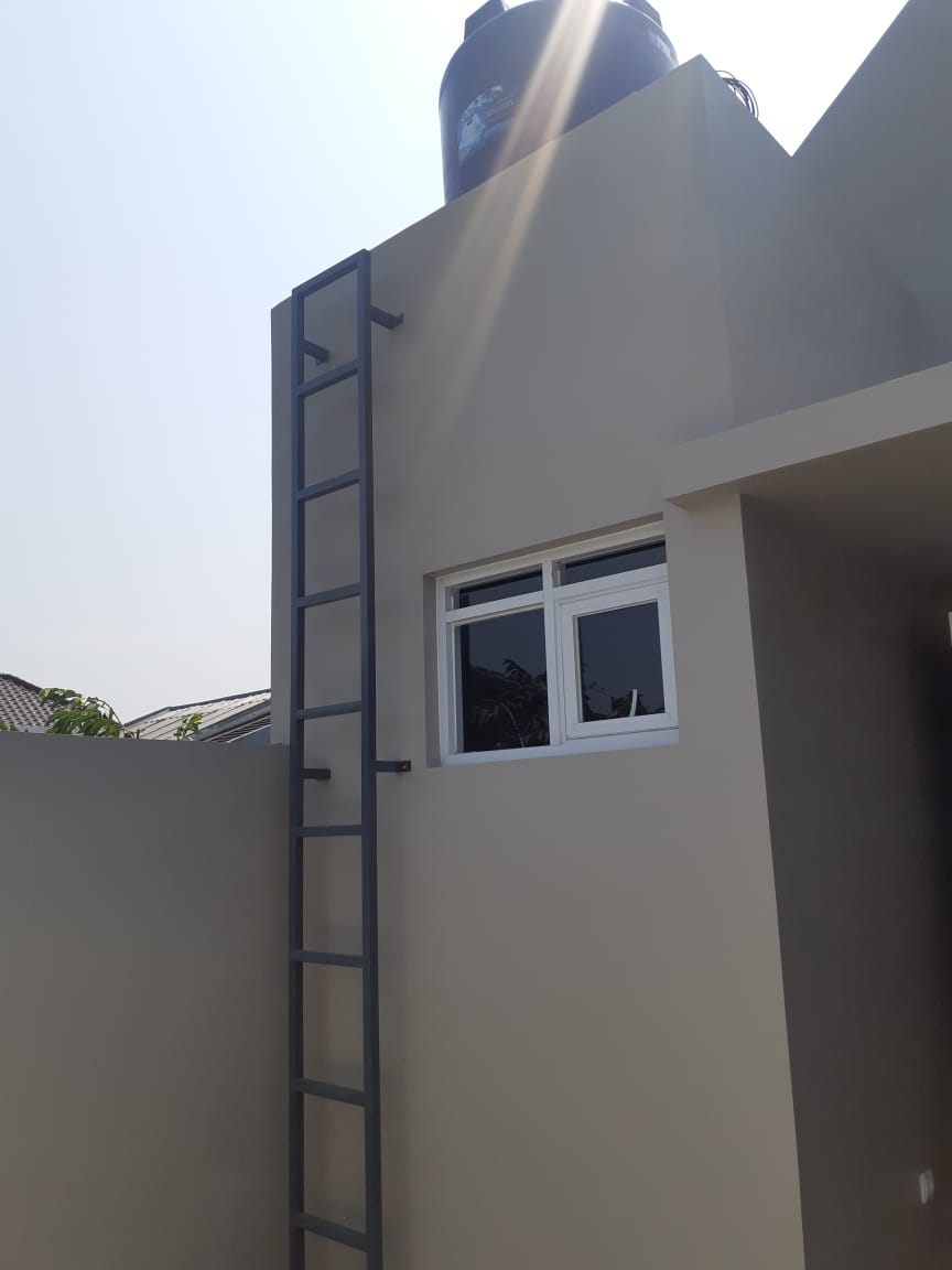 Dijual rumah 2 lantai di Cisaranten Kulon Arcamanik Kota Bandung