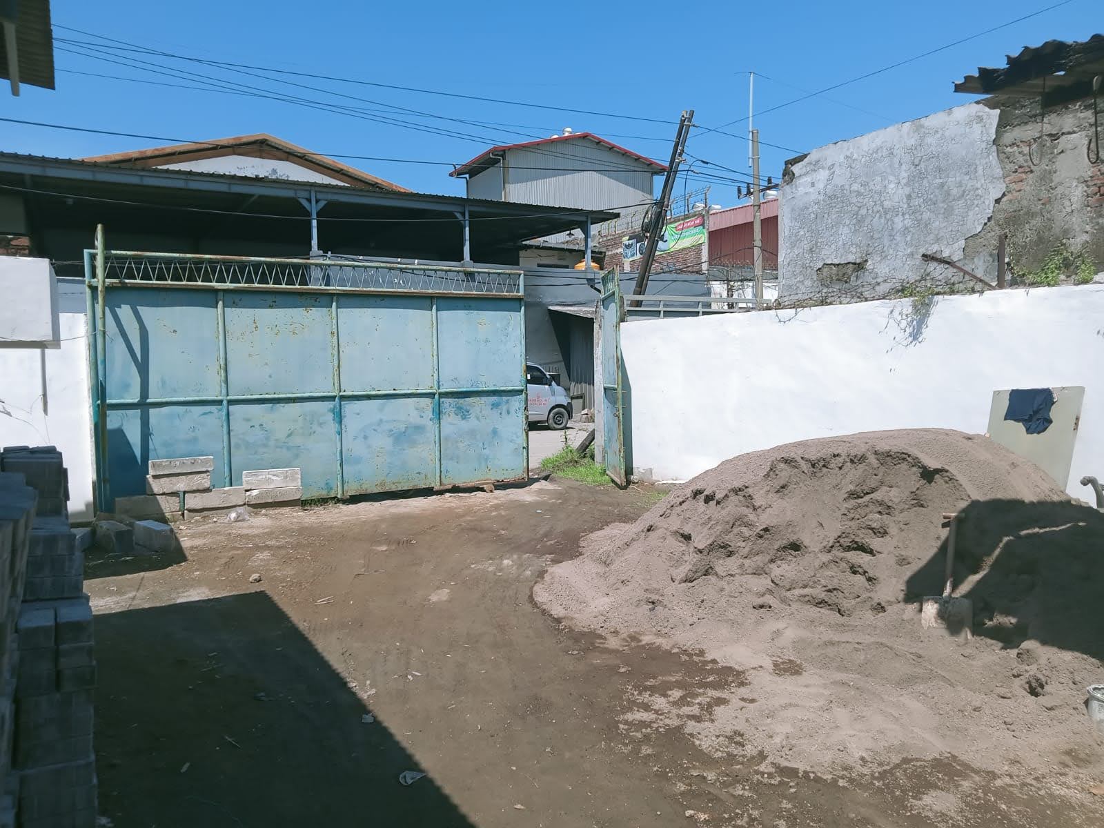 DiSEWAkan Gudang Margomulyo Indah sudah renov, siap pakai
