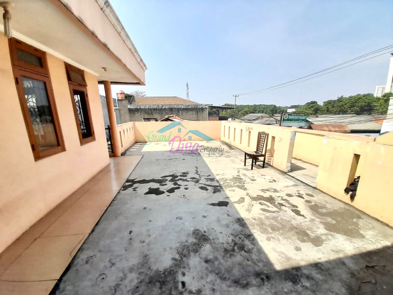 RUMAH DI JALAN RAYA UTAMA PAKU JAYA SERPONG UTARA