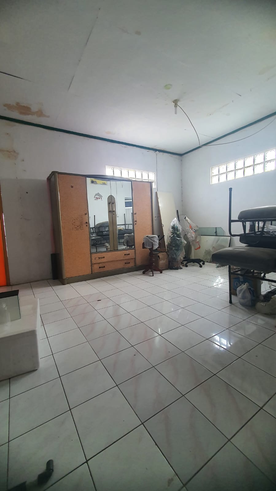 Dijual Rumah di Jembatan Dua Jakarta Utara cocok utk Workshop