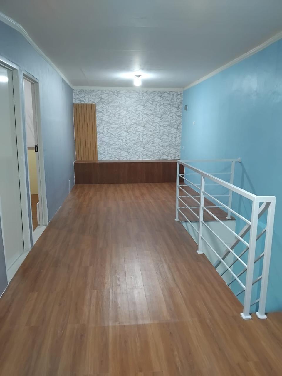 Dijual (b.u.b) rumah 2 lantai bagus lt 78/120 Karawaci Residence