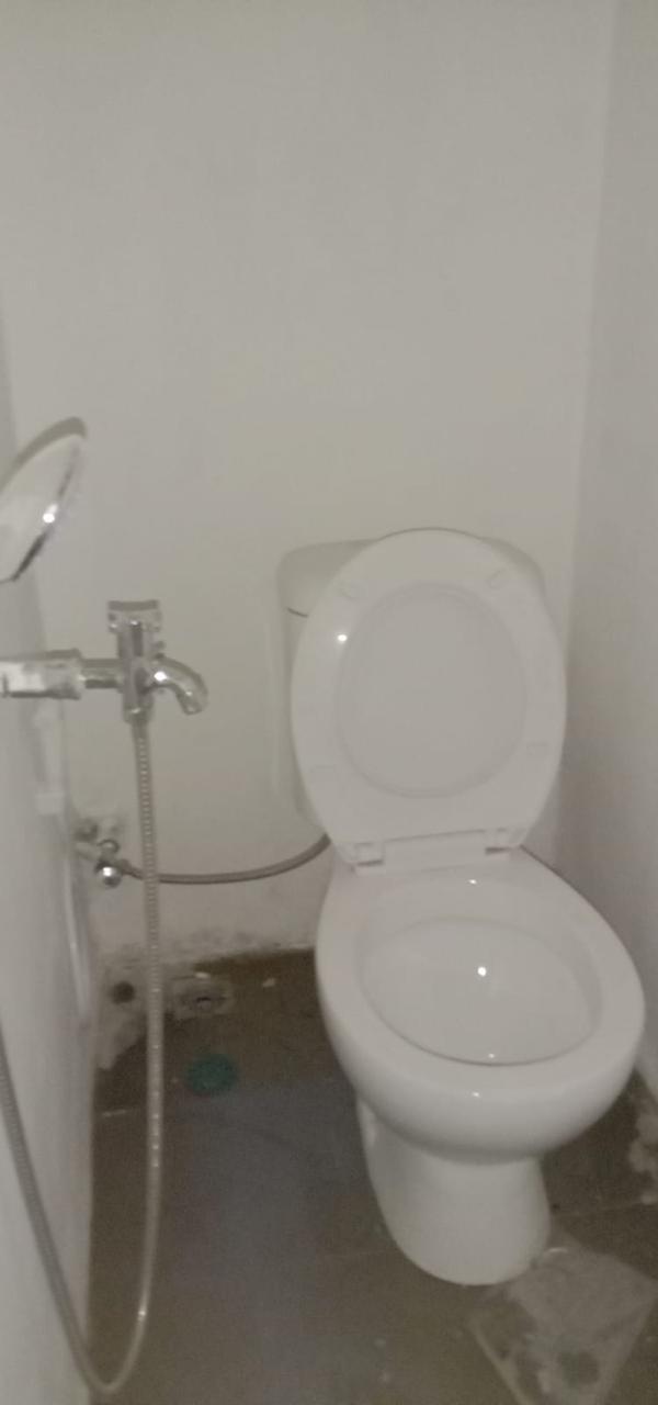 Dijual (b.u.b) rumah 2 lantai bagus lt 78/120 Karawaci Residence