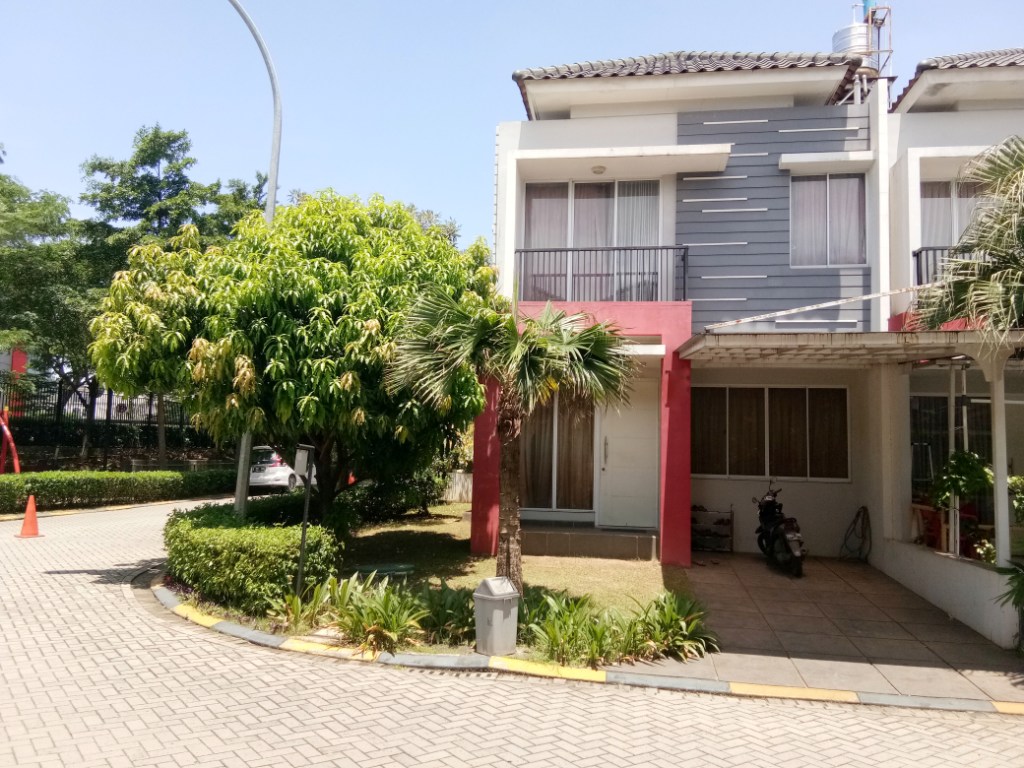 RUMAH DI BOTANICAL GARDEN GALAXY BEKASI SELATAN