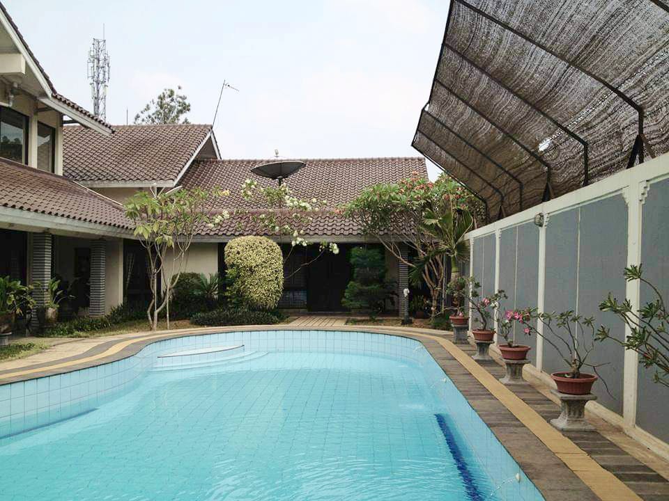 Rumah Mewah 2 Lantai Dipondok Cabe