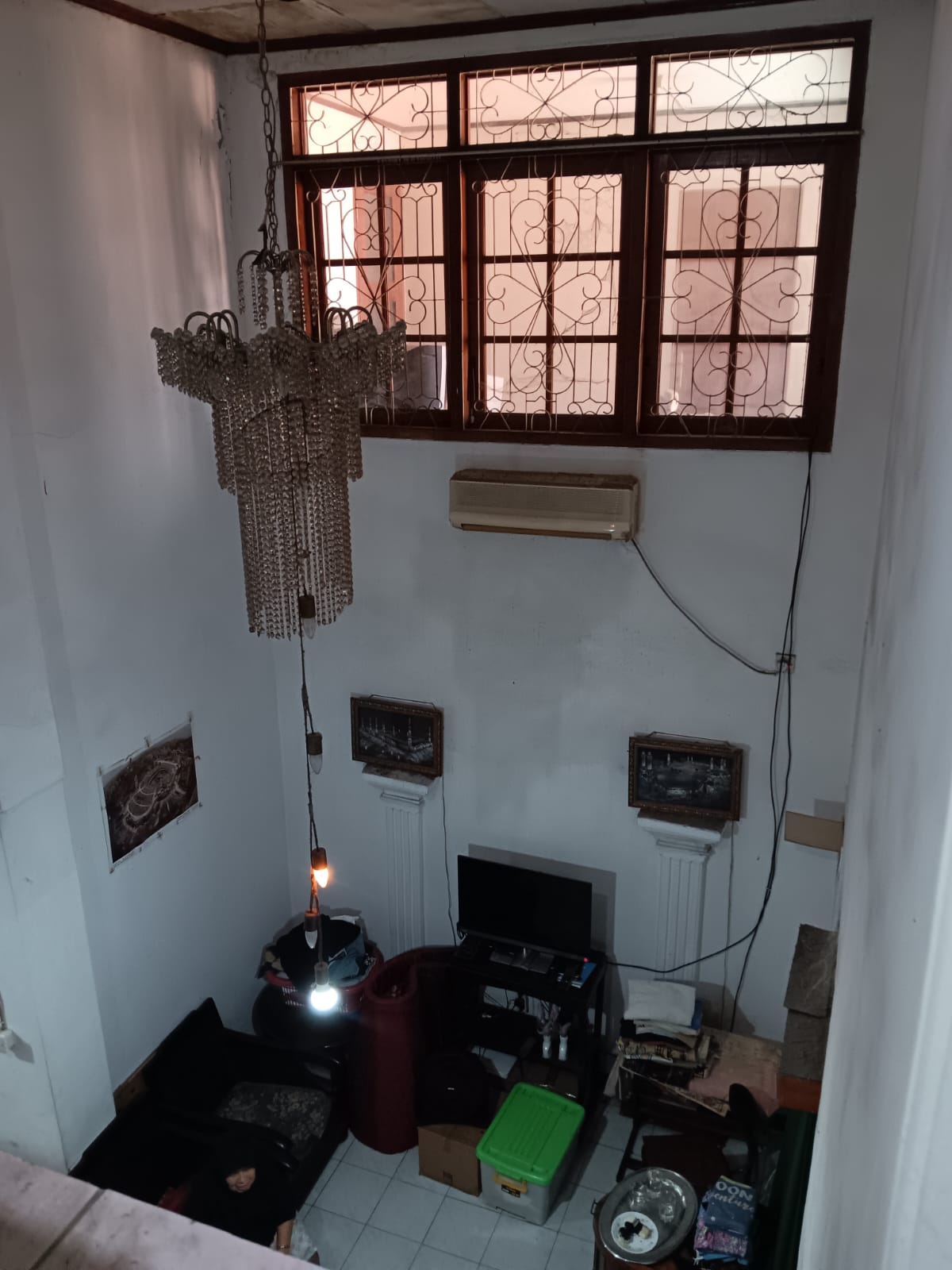 Dijual rumah dengan swimming pool di Jl.Bangka, Mampang Prapatan