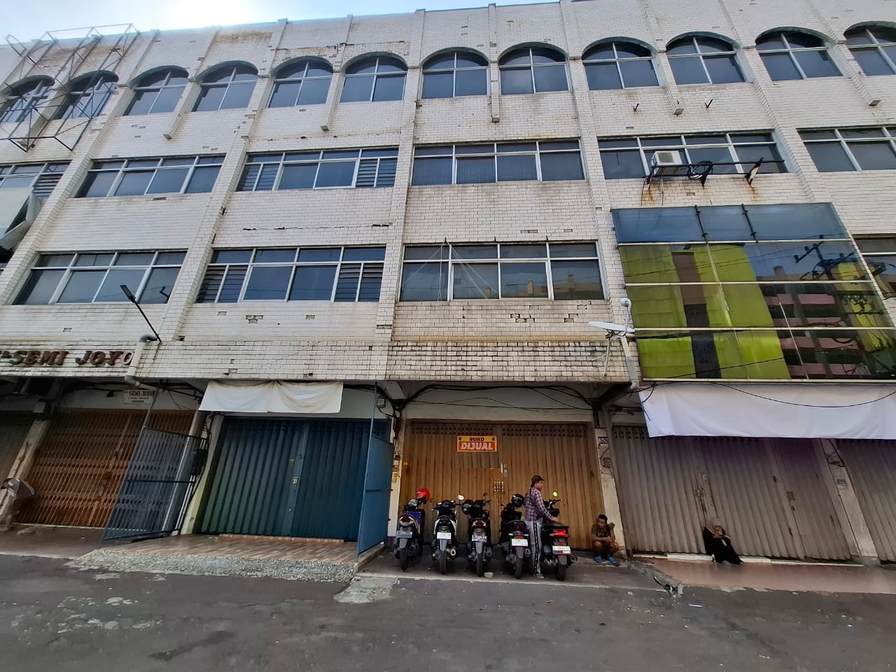 ruko dijual pasar turi baru surabaya