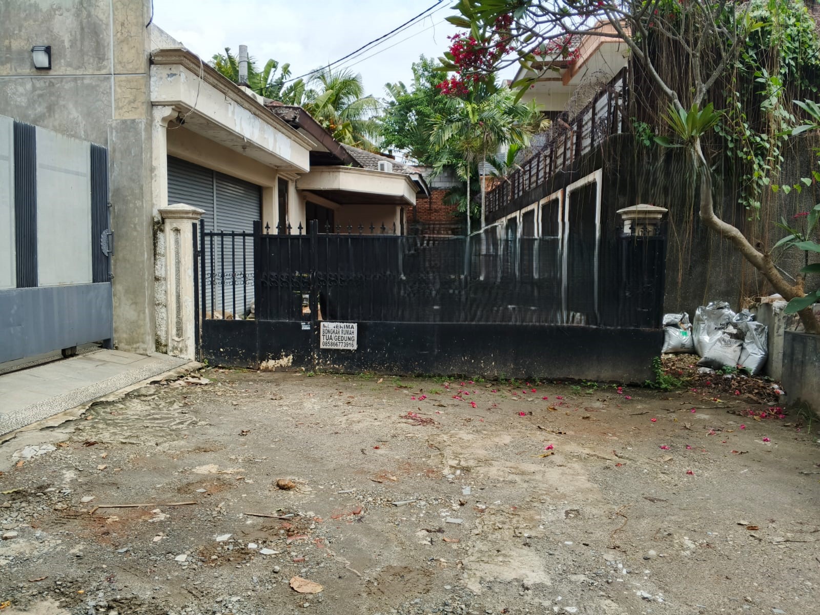 Dijual rumah butuh renov  di Kemang Timur, Duren Tiga, Pancoran