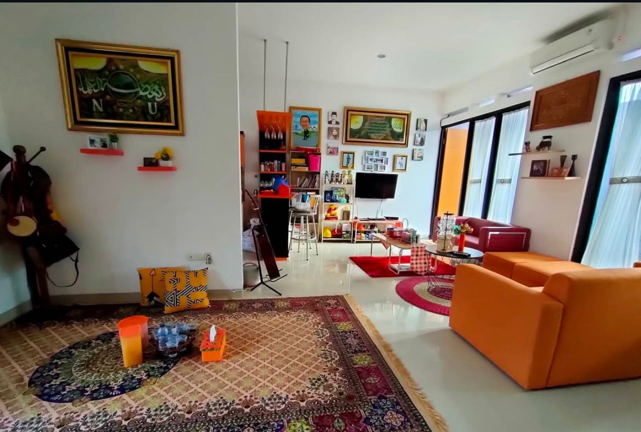 Dijual Rumah 2 Lantai dalam Perumahan di jalan Kebun Raya Bogor