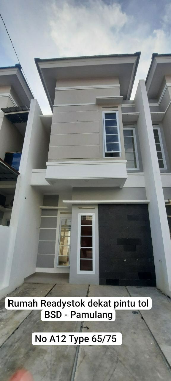 Rumah readystok dekat pintu tol BSD Pamulang Tangerang Selatan