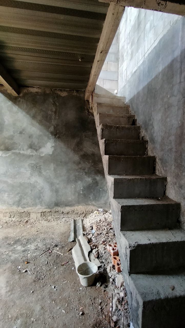 Rumah 2 Lantai di Pancoran Mas, Depok