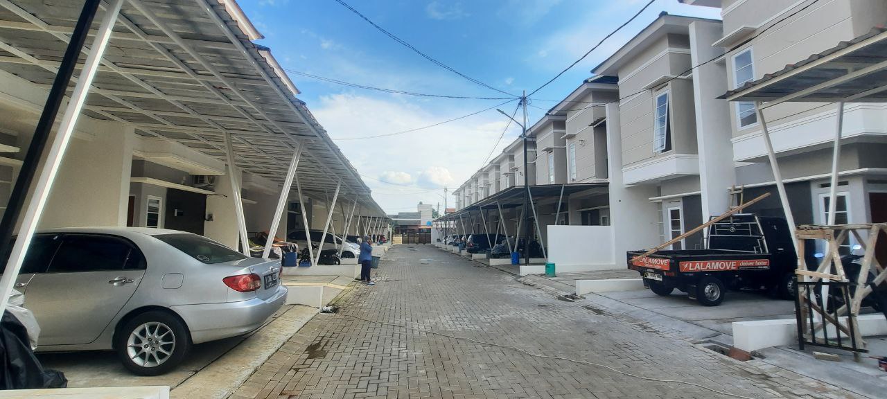 Rumah readystok dekat pintu tol BSD Pamulang Tangerang Selatan