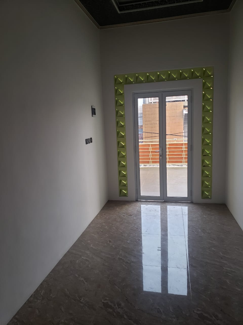 Di jual cepat Rumah baru bangun 2 lantai,villa tangerang indah