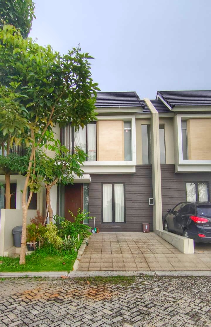 RUMAH CANTIK NORTHWEST LAKE minimalis 2 lantai