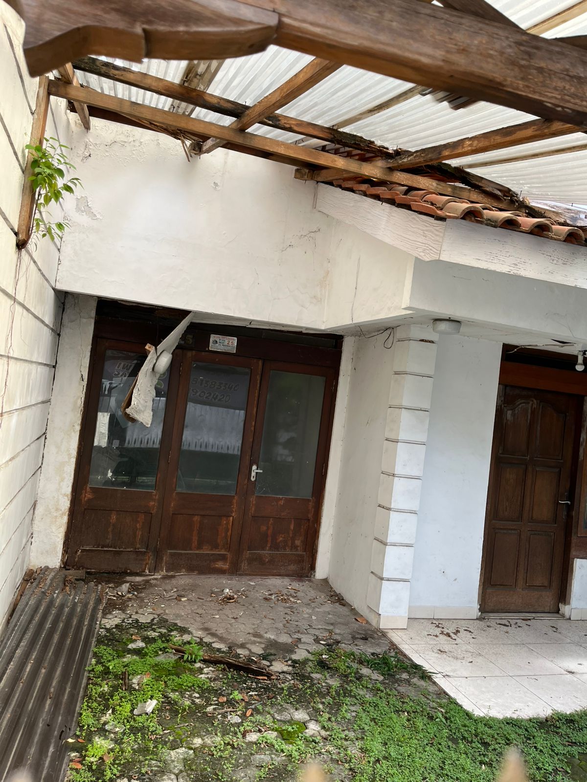 Rumah Hitung Tanah 12x18 di Pejompongan