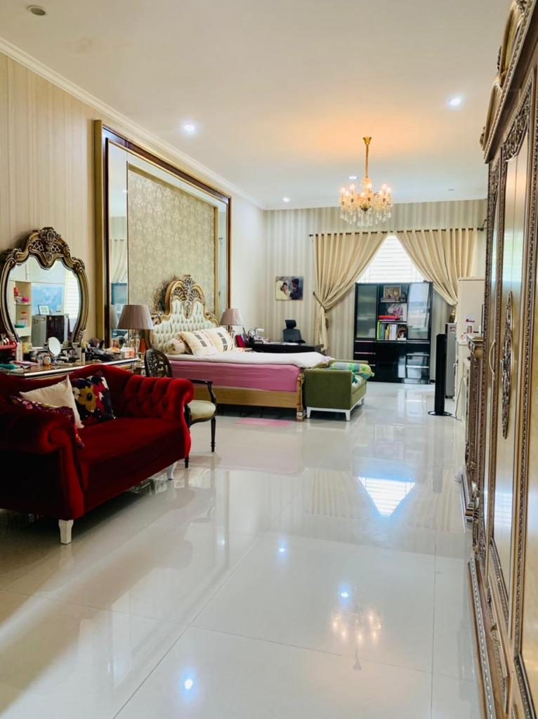 Rumah BUKIT GOLF Citraland Surabaya Mewah, Full furnish