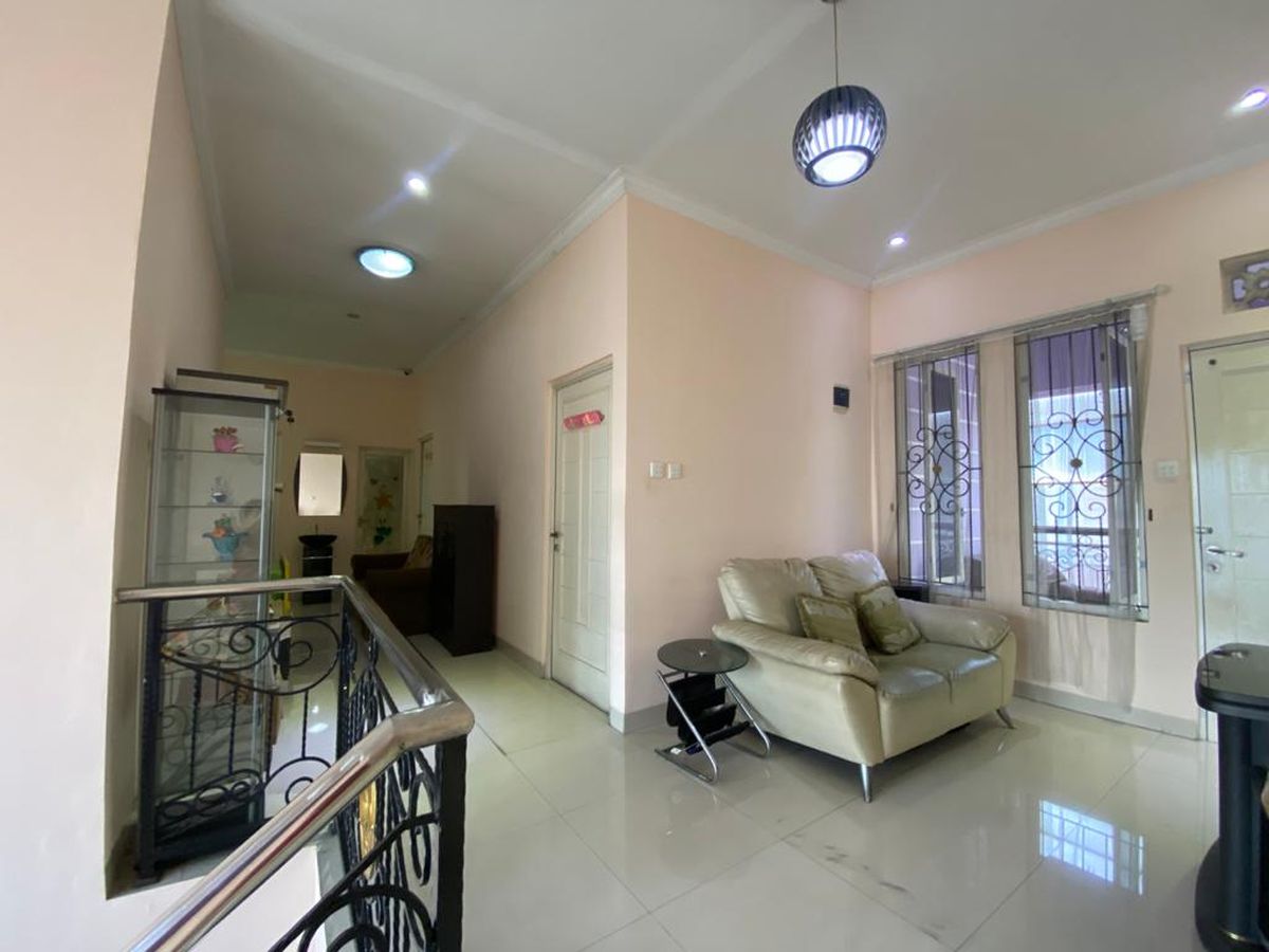 Dijual Rumah Pinggir Jalan di Cililitan Besar Jakarta Timur