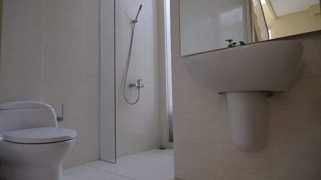 Jual Rumah Baru GRAND PAKUWON South Victoria Surabaya Barat