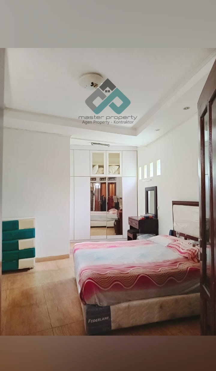 Rumah luas kokoh nyaman terawat di Cluster Antapani Arcamanik