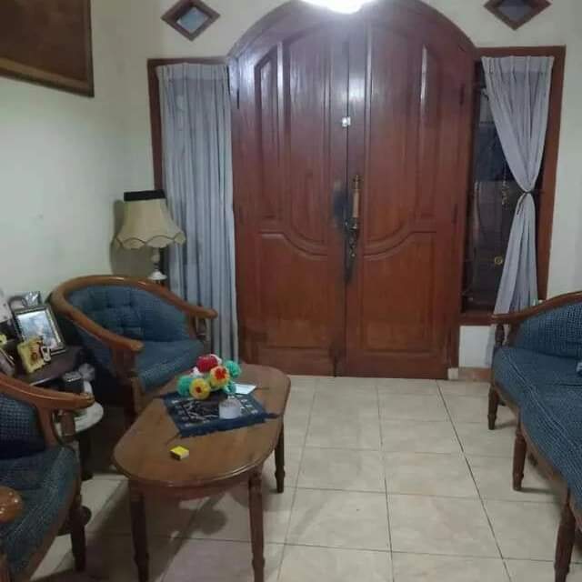 Di Jual Rumah 2 Lt. Di Bekasi Timur
