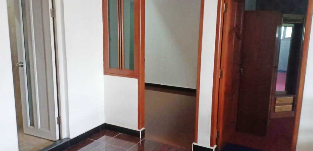 RUMAH DI PERUM GRAHA INDAH BEKASI SELATAN