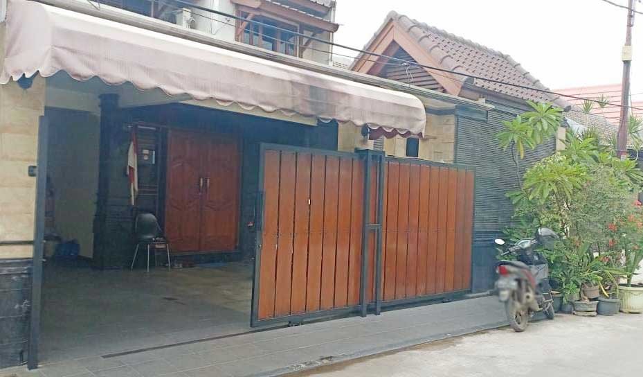 RUMAH DI PERUM GRAHA INDAH BEKASI SELATAN