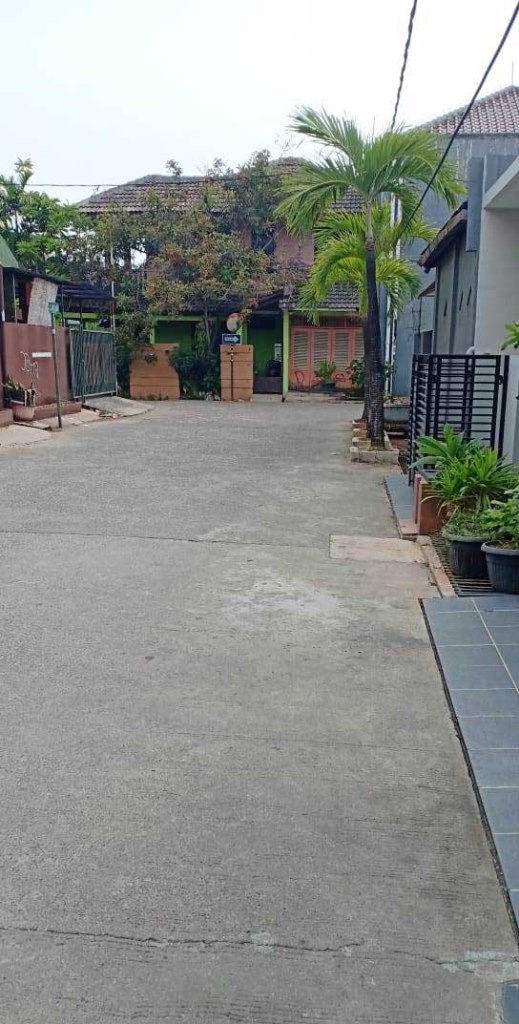 RUMAH DI PERUM GRAHA INDAH BEKASI SELATAN