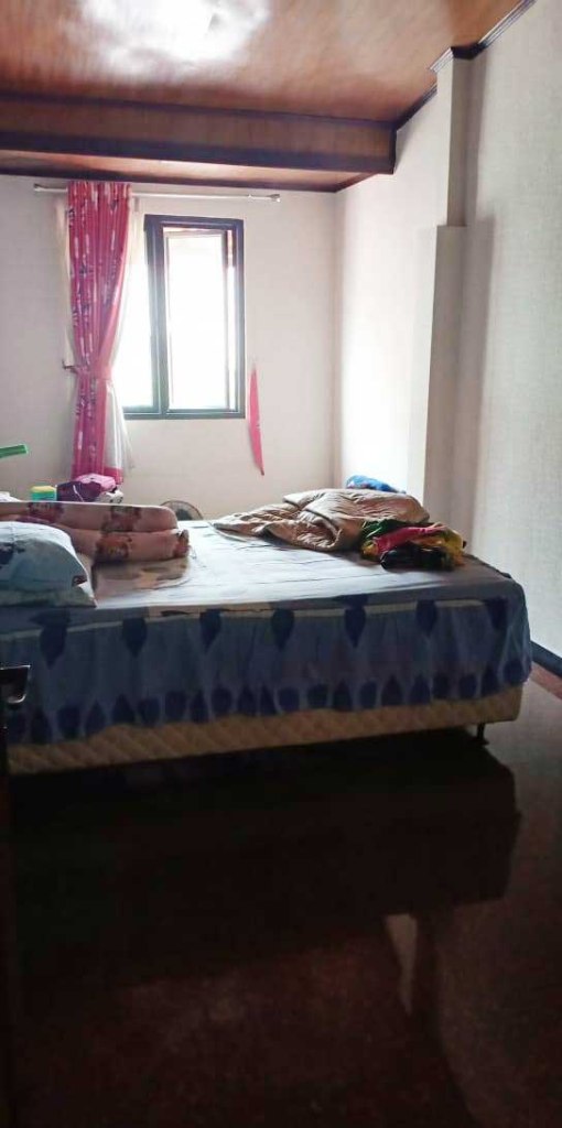 RUMAH DI PERUM GRAHA INDAH BEKASI SELATAN
