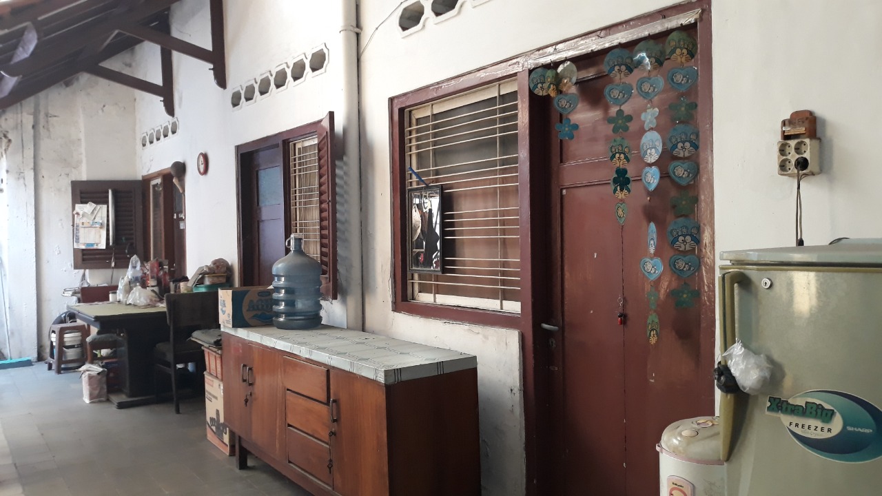 dijual rumah strategis di Cawang, Cipinang Cempedak, Jatinegara