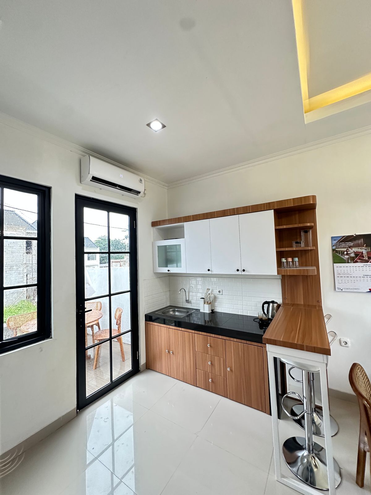 Rumah American Style di Cinangka Depok