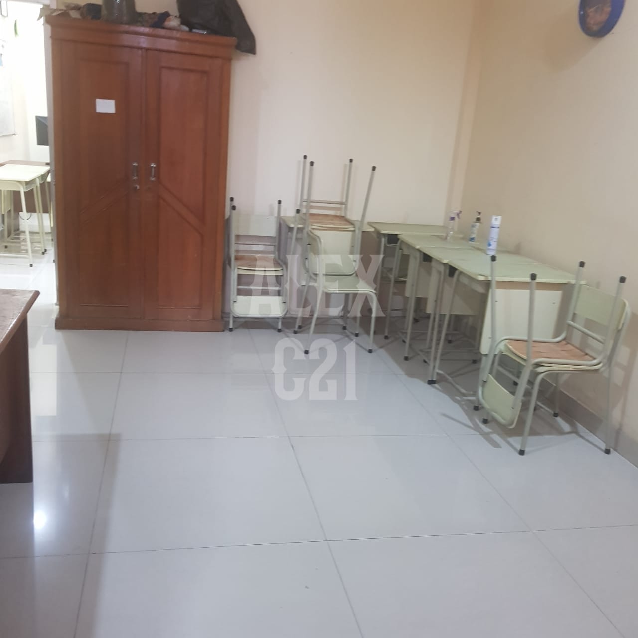 dijual B U ruko kebon jeruk, kec taman sari, jakbar